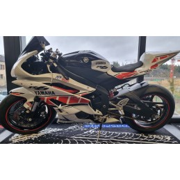 YAMAHA YZF R6